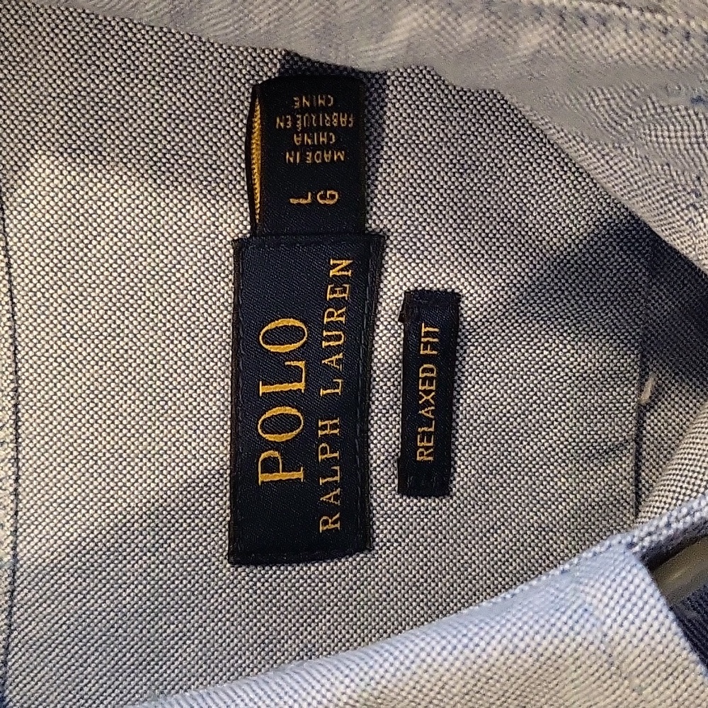 Button down - Picture 4 of 8